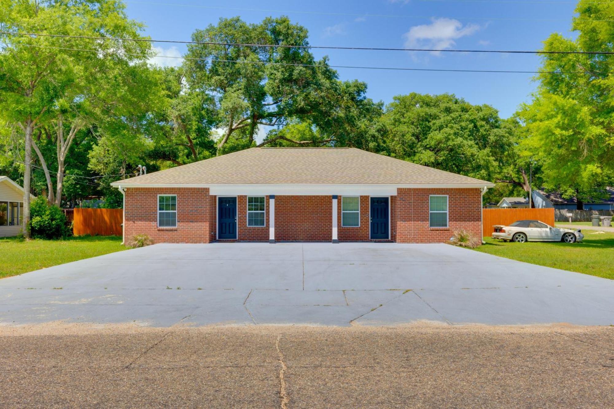 Dog-Friendly Pensacola Duplex About 7 Mi To Downtown Apartment Exterior foto