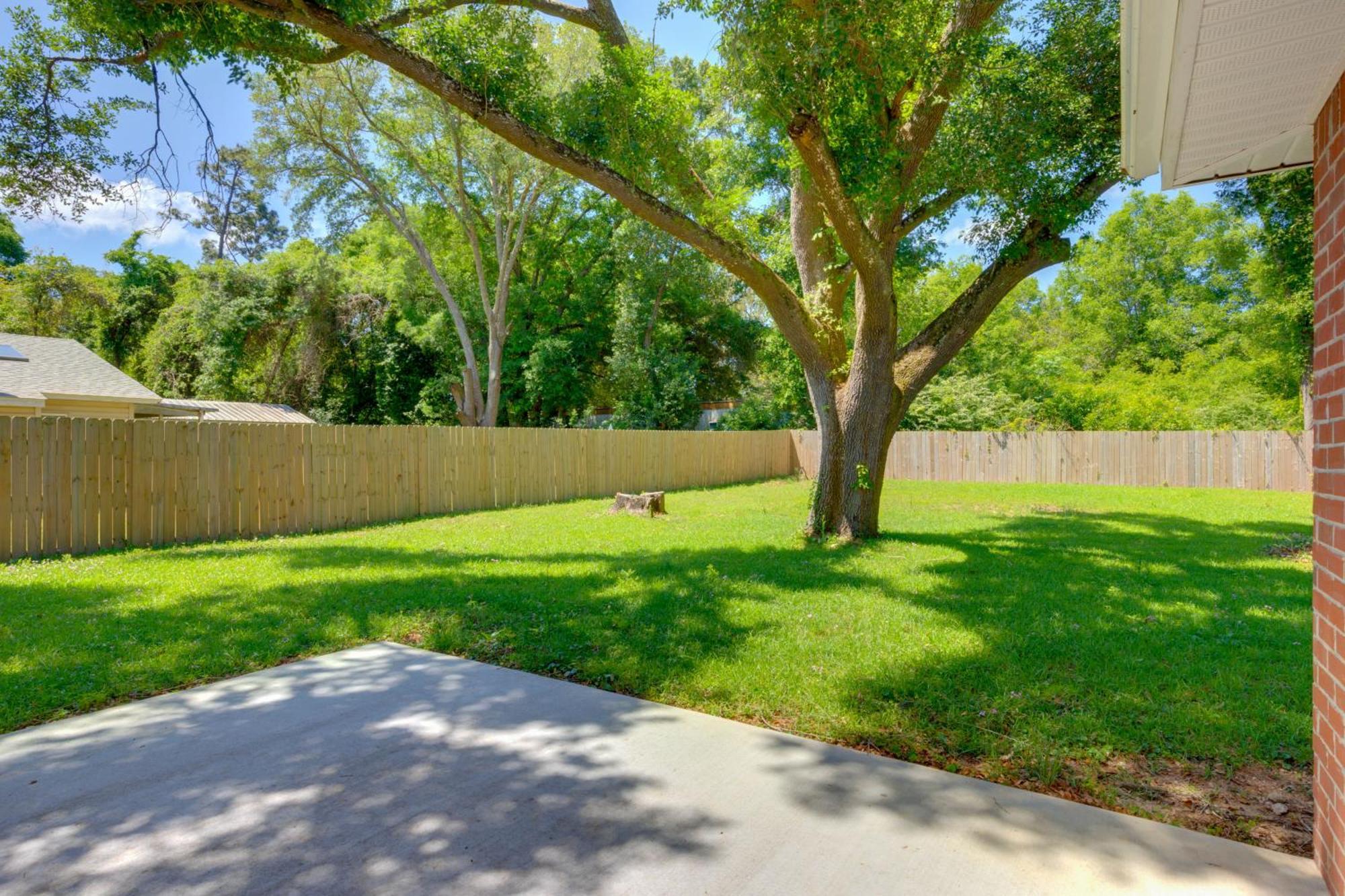 Dog-Friendly Pensacola Duplex About 7 Mi To Downtown Apartment Exterior foto